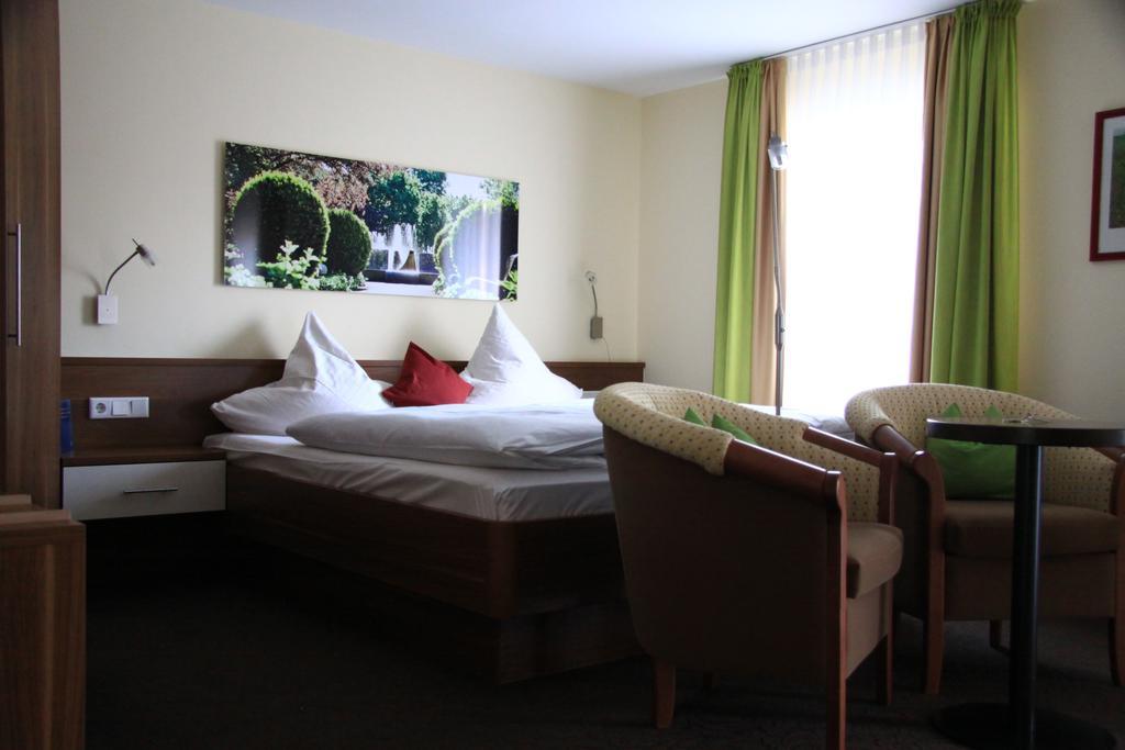Hotel Garni Vier Jahreszeiten Bad Fussing Ngoại thất bức ảnh